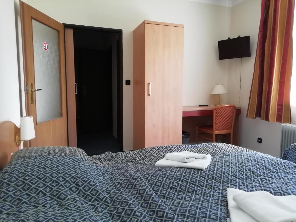 Villa Andy Прага Экстерьер фото