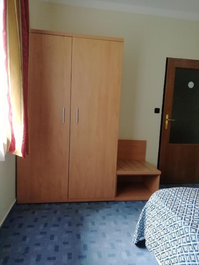 Villa Andy Прага Экстерьер фото